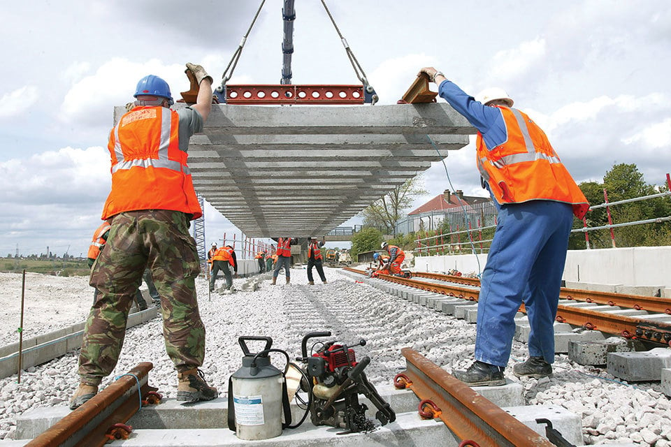HS2-laying-track